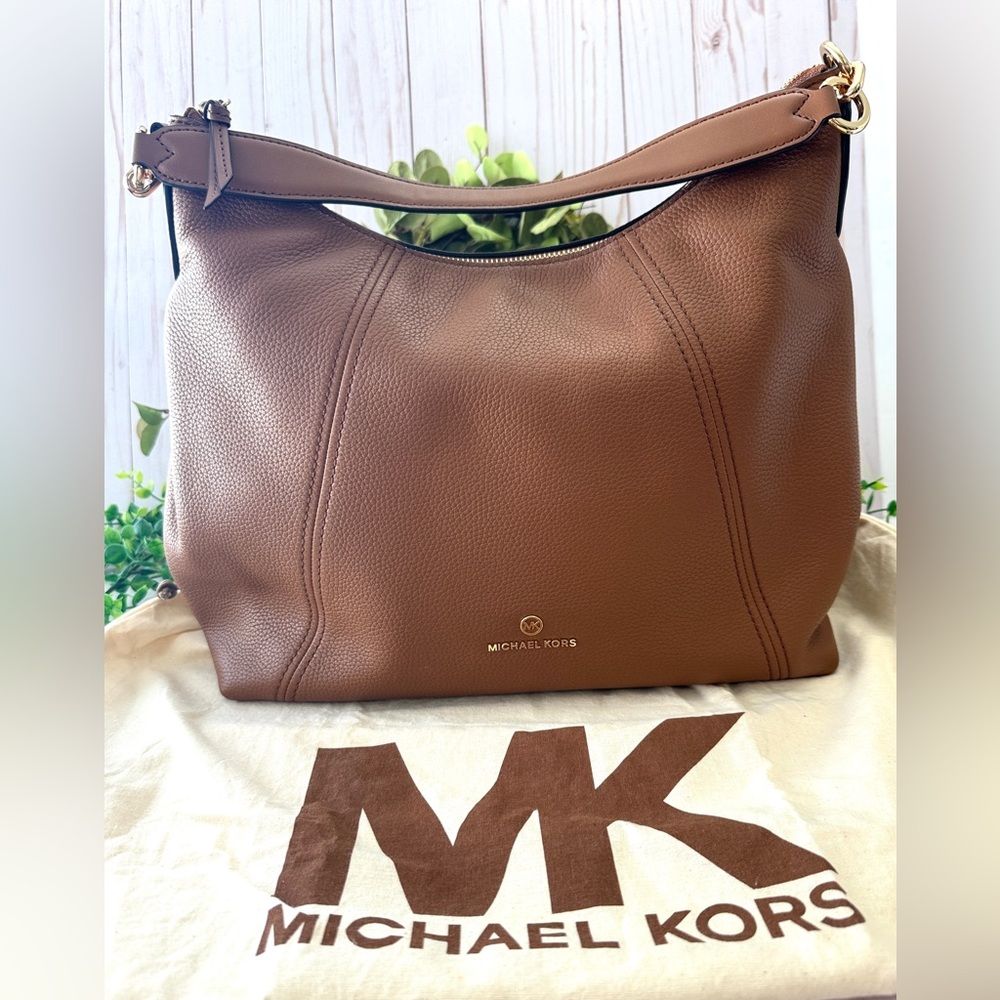 Michael Kors Sienna Handbag Luggage Color NWOT - Picture 4 of 14